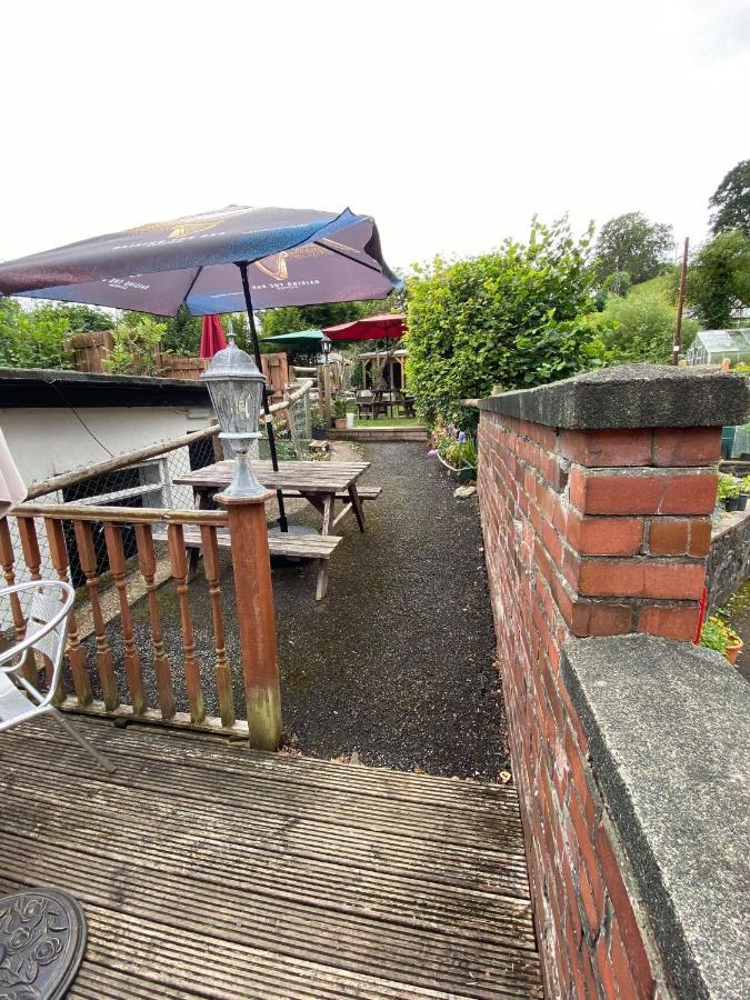 Old New Inn, Llanfyllin المظهر الخارجي الصورة